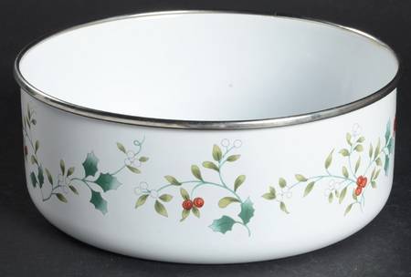 Winterberry 6 5/8" Metal Bowl