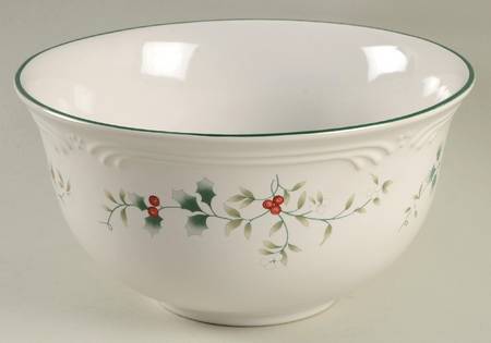 Winterberry 8" Mixing Bowl
