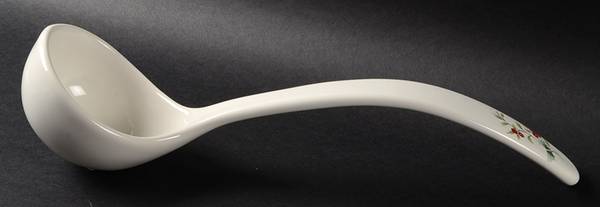Winterberry Punch Ladle, Solid Piece