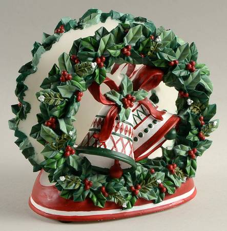 Winterberry Resin Napkin Holder