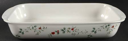 Winterberry 11" Rectangular Baker
