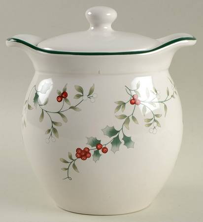 Winterberry Brown Sugar Crock