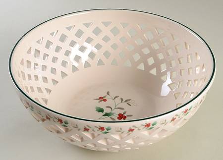 Winterberry 10" Open Weave Bread Basket