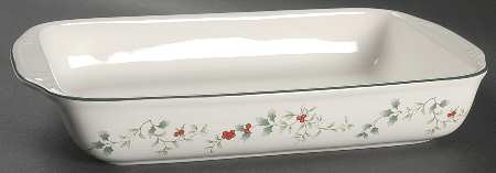 Winterberry 14" Rectangular Baker