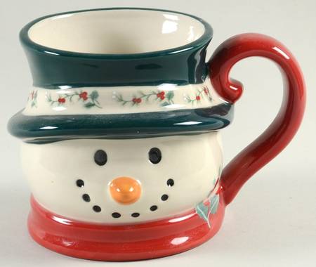 Winterberry Figural Mug