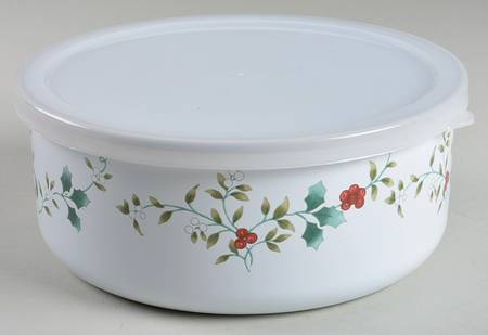 Winterberry 71/4" Metal Bowl W/Plastic Lid