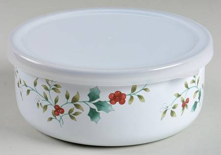 Winterberry Bowl-Metal 5 3/4 W/Plastic Lid