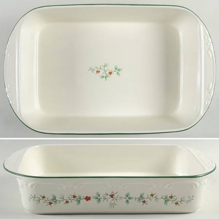 Winterberry 15" Rectangular Baker