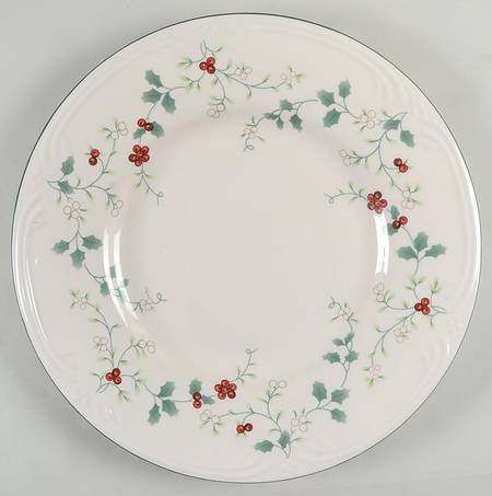 Winterberry 14" Chop Plate (Round Platter)