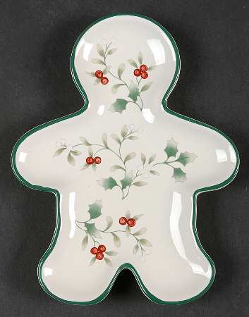 Winterberry Gingerbread Plate