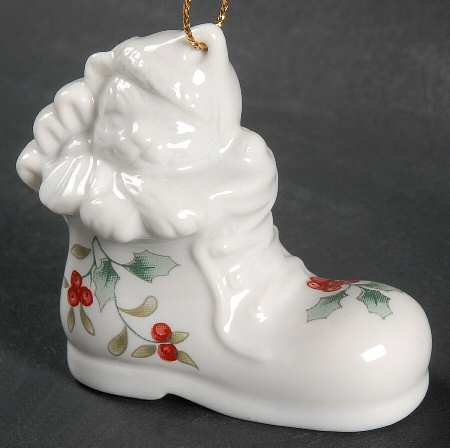 Winterberry Ornament