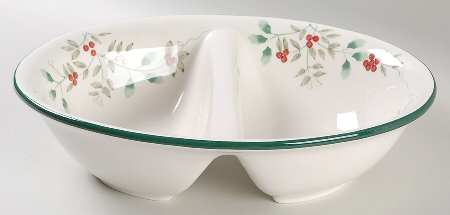 Winterberry 10" Oval Divided Vegetable Bowl