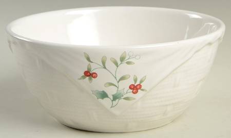 Winterberry Basket Bowl