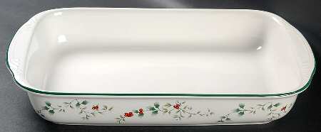 Winterberry 13"  Rectangular Baker