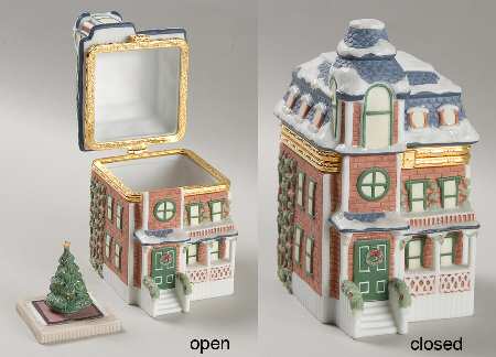Winterberry Surprise Box with Hinged Lid