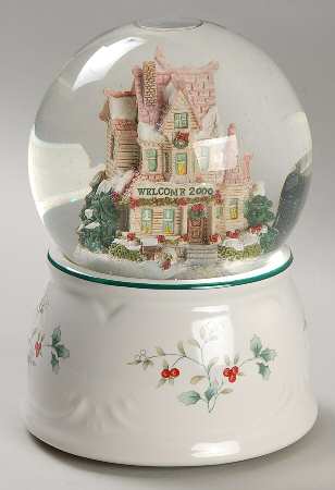 Winterberry Snow Globe by Pfaltzgraff