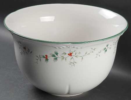 Winterberry Round Great Bowl