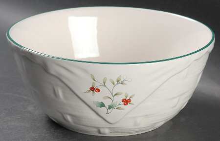 Winterberry Basket Bowl