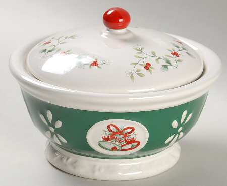 Winterberry Candy Box & Lid by Pfaltzgraff