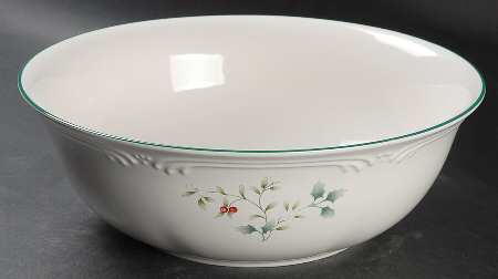 Winterberry 10" Large Salad Serving Bowl