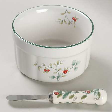 Winterberry Ramekin - Dip Bown & Spreader Set