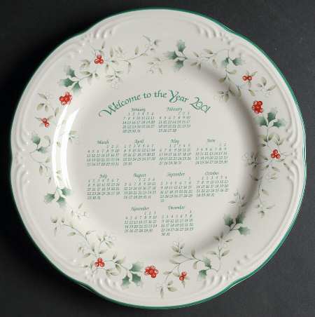 Winterberry Calendar Plate