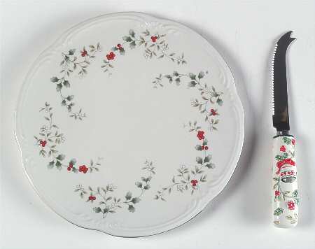 Winterberry Cheese Tray/Board and Sculpted Slicer