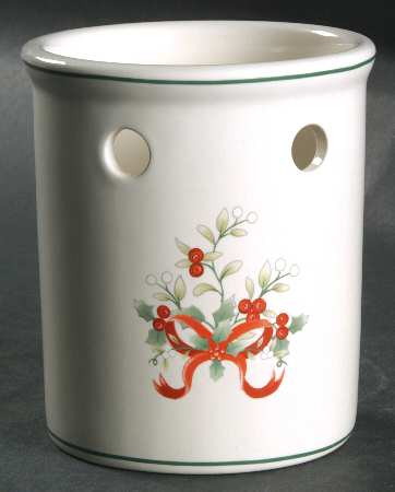 Winterberry Large Pierced Votive Candleholder