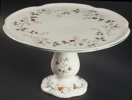 Winterberry 11" Diameter Pedestal Cake Stand