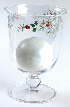 Winterberry Pedestal Glassware Hurricane
