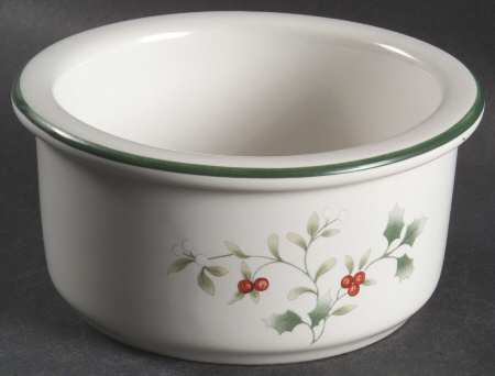 Winterberry Ramekin