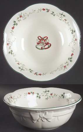 Winterberry Party Bowl