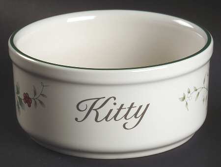 Winterberry Small Pet Bowl