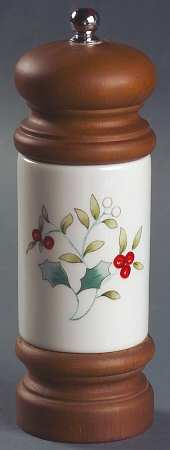 Winterberry Pepper Mill