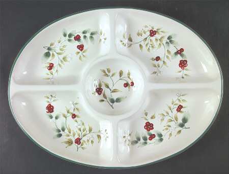 Winterberry 5 Part Oval Divided Server