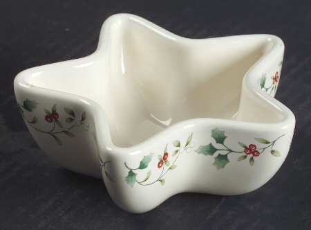 Winterberry Star Shaped Dish