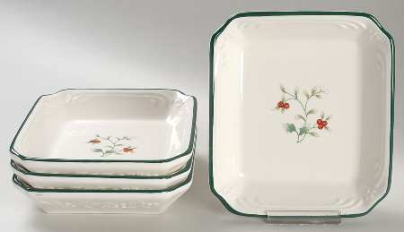 Winterberry Tidbit - Set of 4
