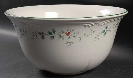 Winterberry Round Great Bowl