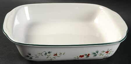 Winterberry 9" Square Baker