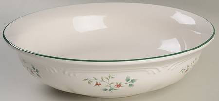Winterberry 11" Large Salad Serving Bowl