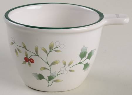 Winterberry 1 Cup Measuring Cup