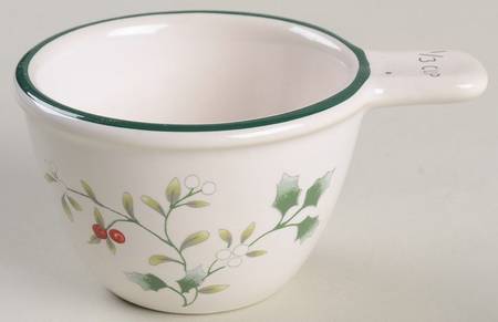 Winterberry 1/3 Cup Measuring Cup