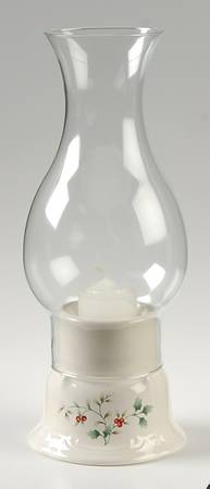 Winterberry Hurricane Lamp & Globe