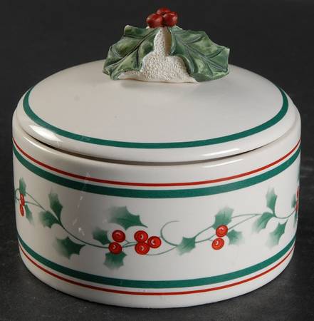 Winterberry 3" Round Box & Lid