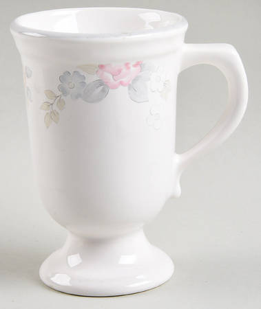 Wyndham Pedestal Mug