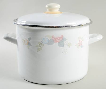Wyndham 8 Quart Metal Stew Pot