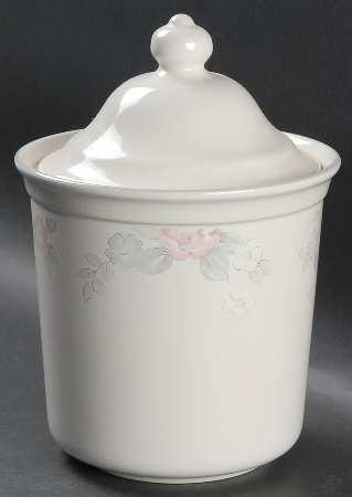 Wyndham Small Canister & Lid