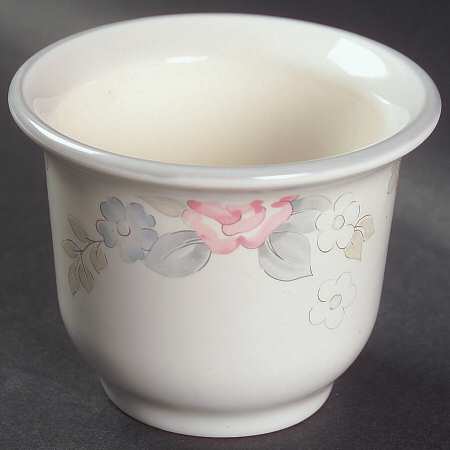 Wyndham Herb Pot
