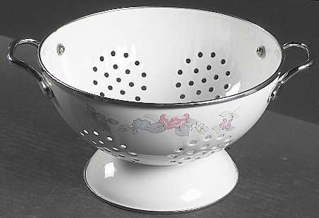 Wyndham Metal Colander