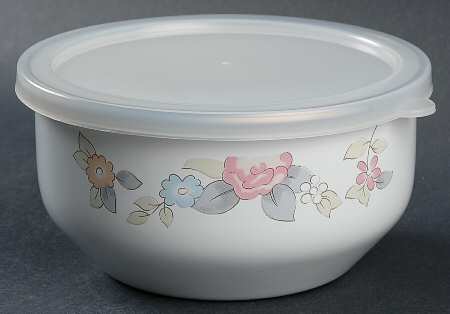 Wyndham Bowl-Metal 5 3/4" with Plastic Lid